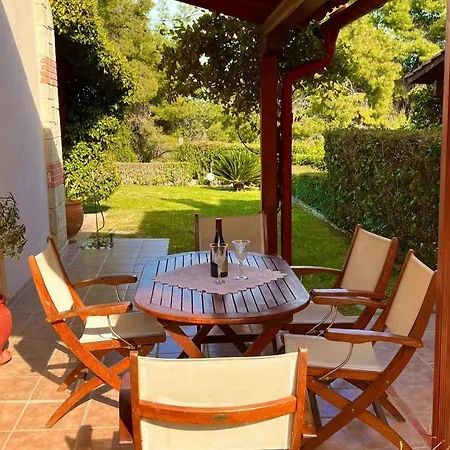 Little Paradise By The Sea * Kriopigi