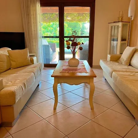 Villa Little Paradise By The Sea *